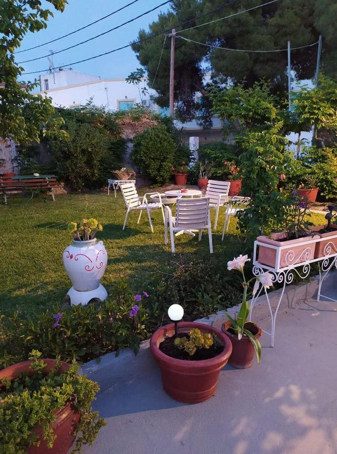 Agia Marina  Finikas Rooms מראה חיצוני תמונה