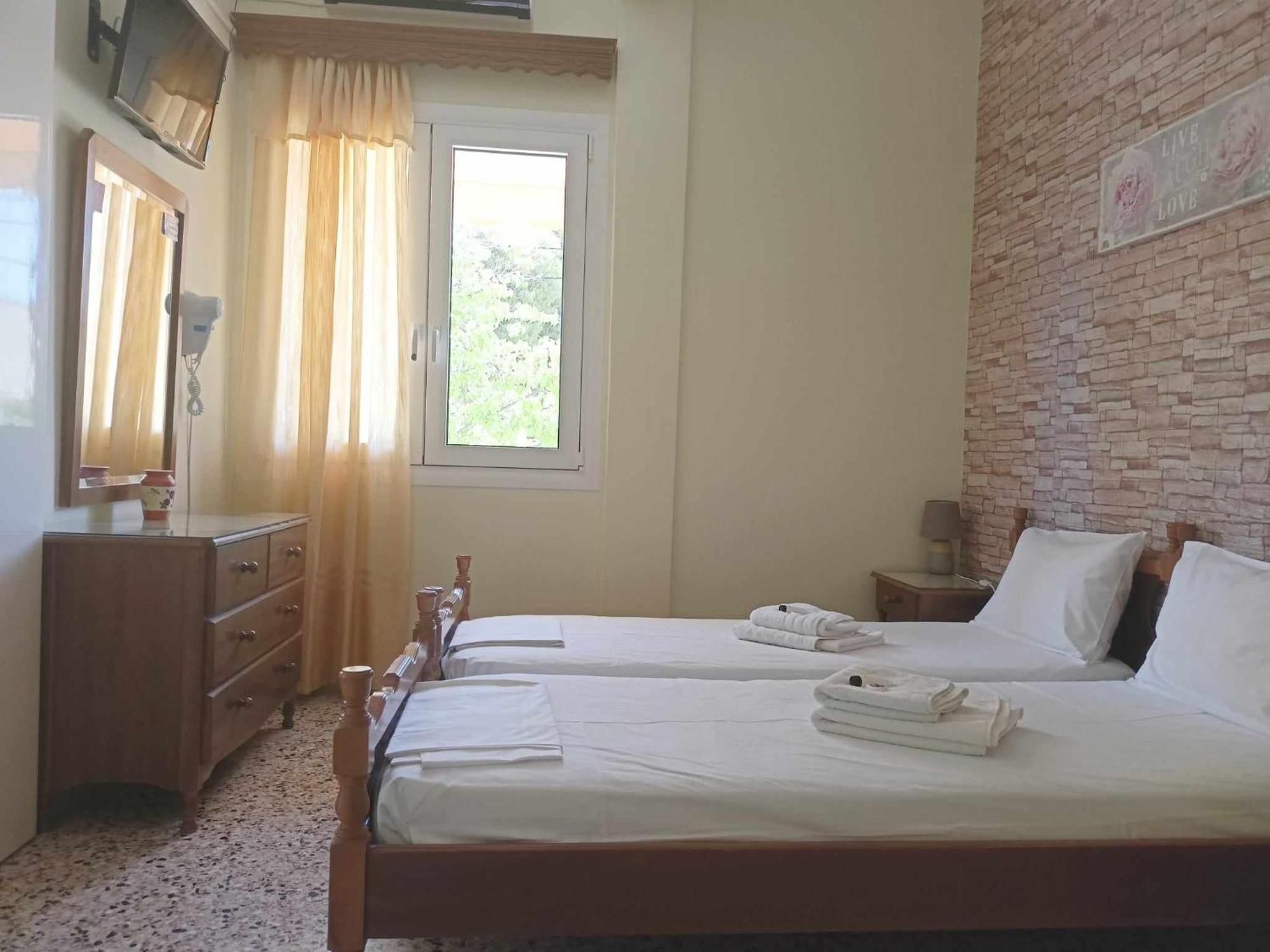 Agia Marina  Finikas Rooms מראה חיצוני תמונה